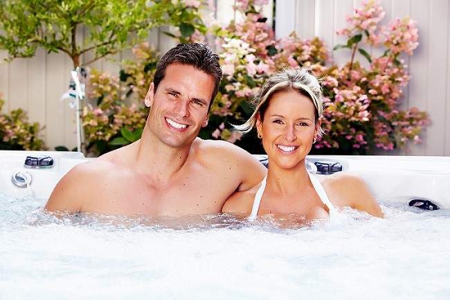 Benefits Of A Luxury Hot Tub With The One You Love 