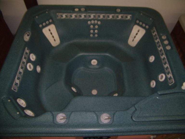 Hot Spring Grandee Colorado Springs Hot Tubs Sales and Service, Inc.