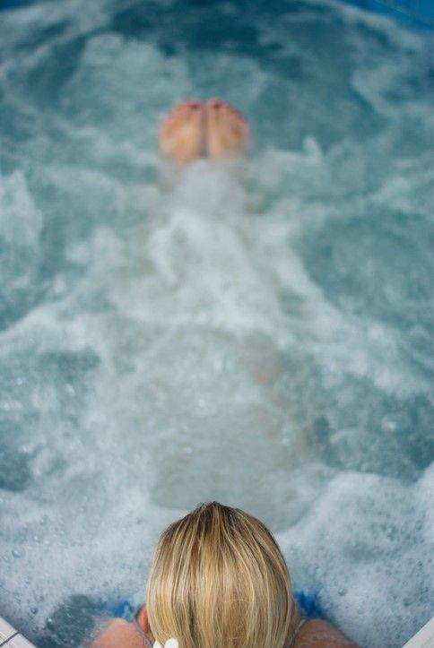 soaking in hot tub for anxiety relief and sleep