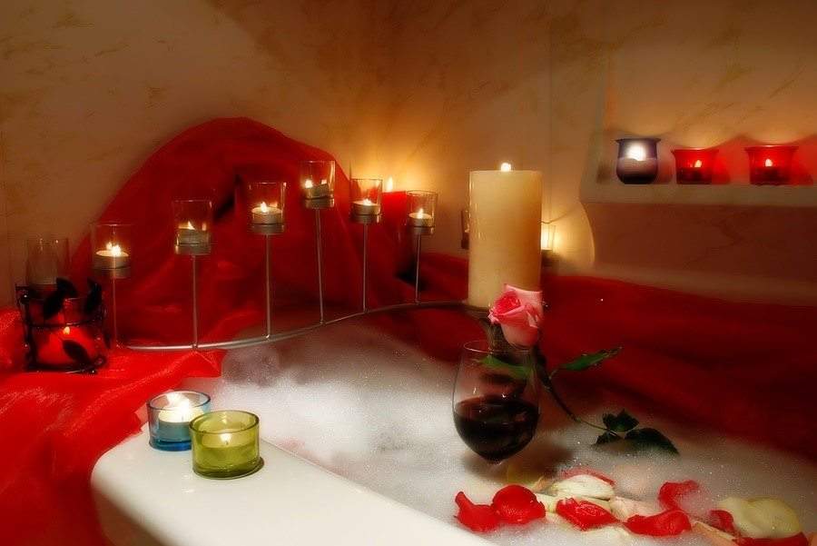 How To Create Your Own Romantic Valentine ’s Day At Home - Ambiance